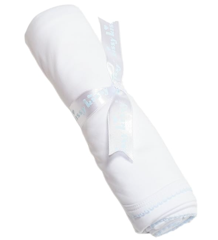 Kissy Kissy White w/blue Blanket