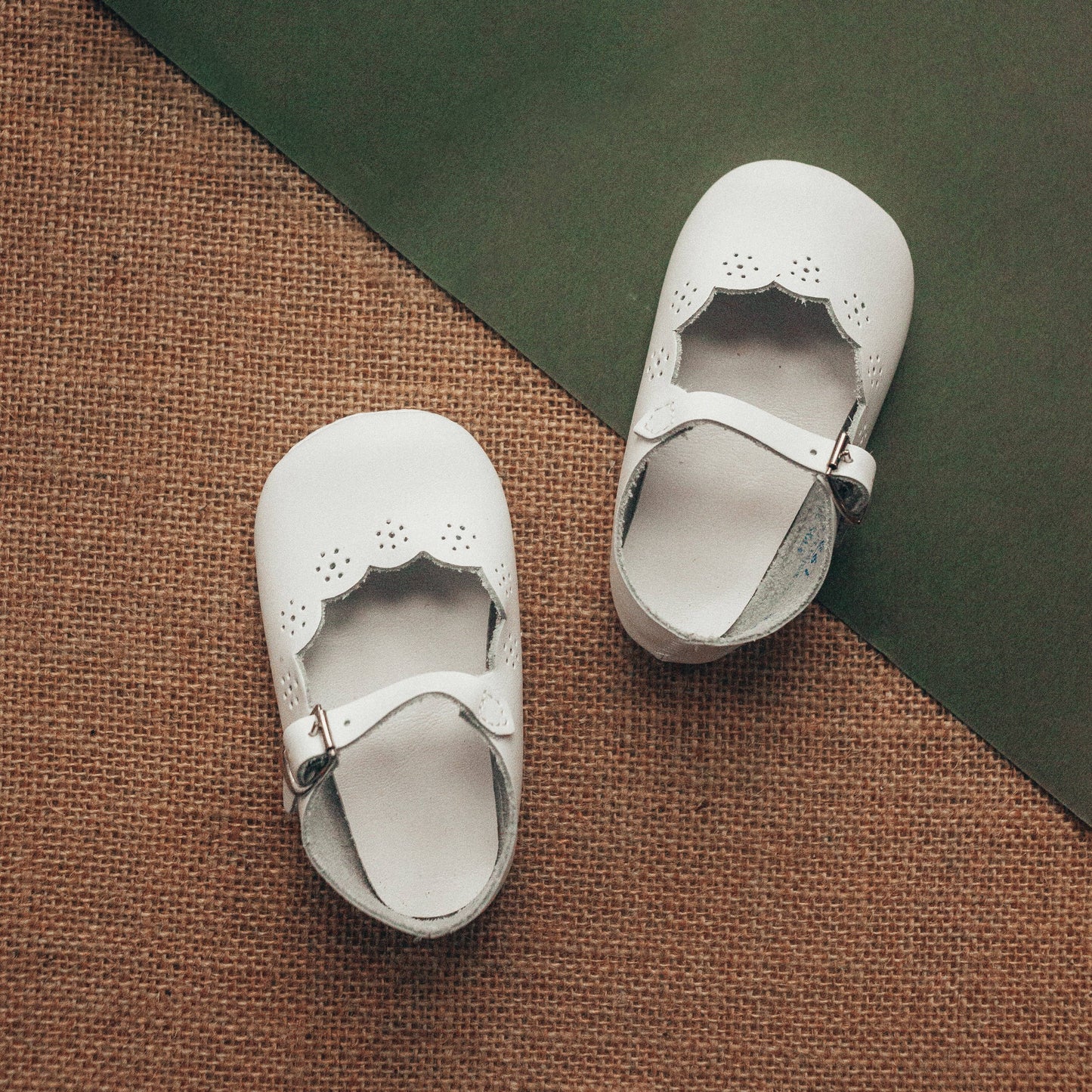 Sweet Peas Crib Shoe in White