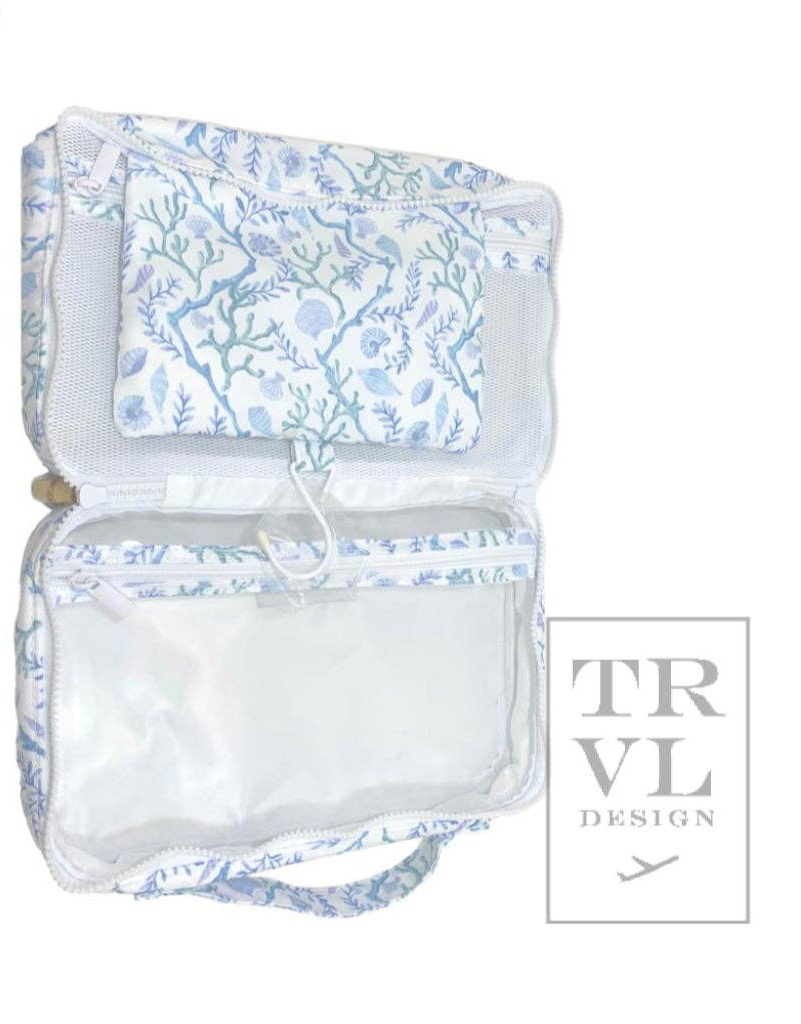 BUNDLE UP2 Hanging Toiletry Bag - CORAL VINE