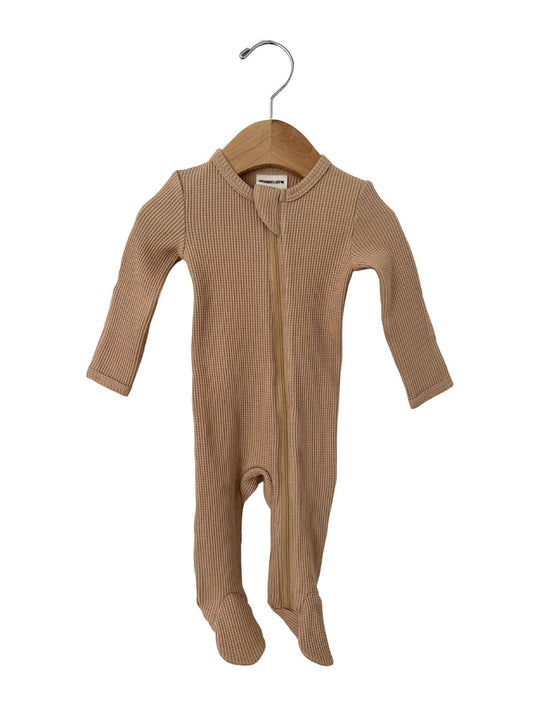 Organic Basic Zip Footie, Tan: - Spearmint Love