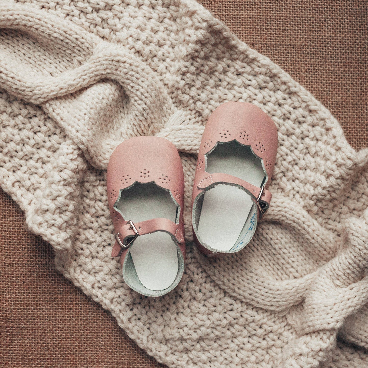 Sweet Peas Crib Shoe in Pink